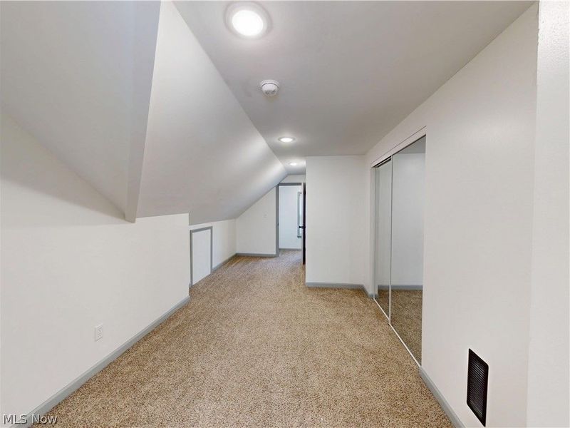 28507 Lakeshore Boulevard, Willowick, OH 44095 Photo 21