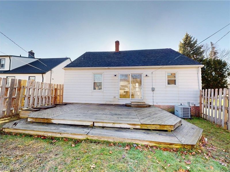 28507 Lakeshore Boulevard, Willowick, OH 44095 Photo 31