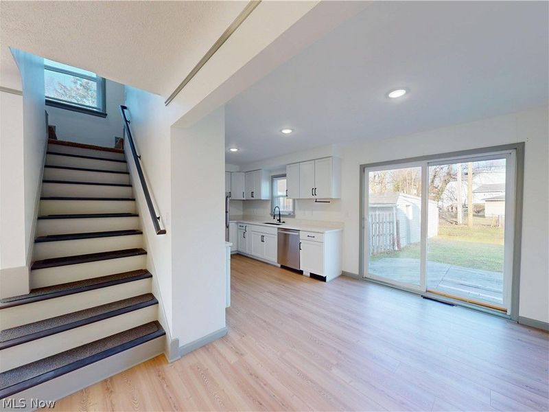 28507 Lakeshore Boulevard, Willowick, OH 44095 Photo 7