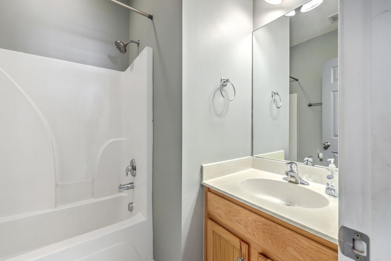 120 Worthington Drive Photo 16