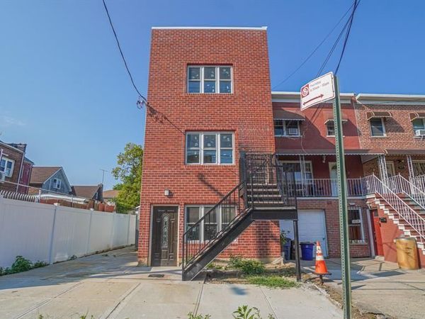 1011 E 221st Street, Bronx, NY 10469