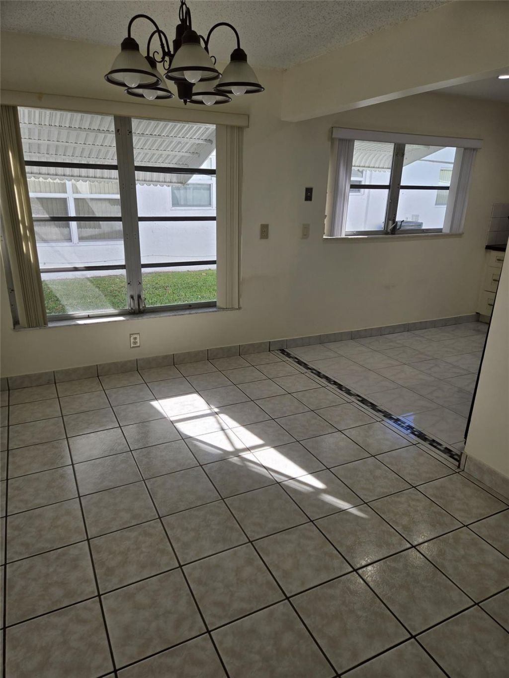 8547 NW 12th St, Fort Lauderdale, FL 33322 Photo