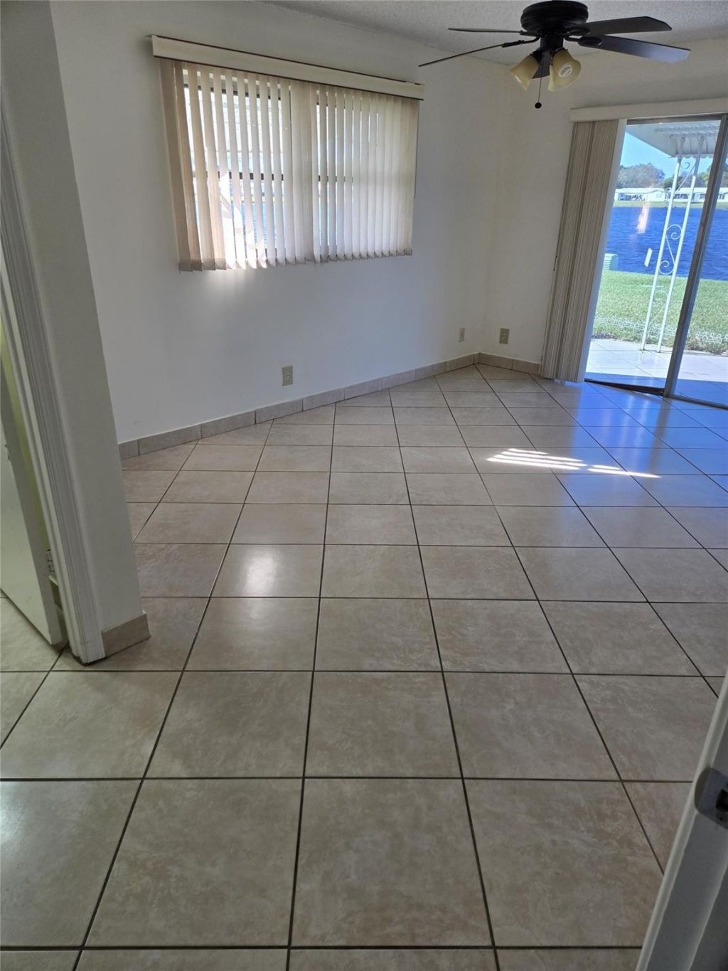 8547 NW 12th St, Fort Lauderdale, FL 33322 Photo