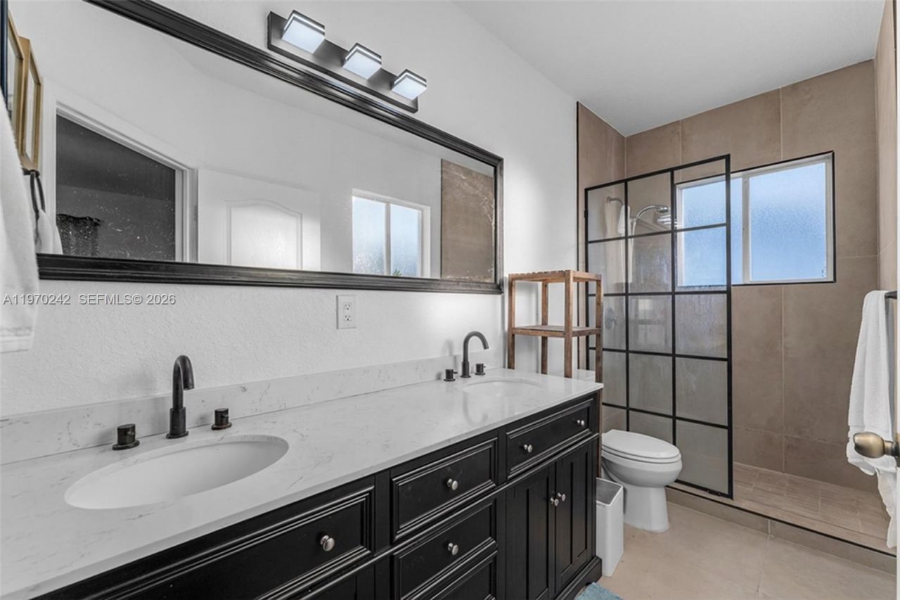 846 SW 148 Th Pl, Miami, FL 33194 Photo