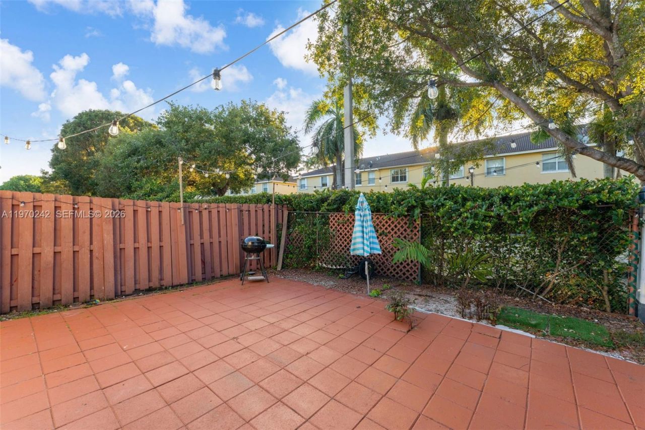 846 SW 148 Th Pl, Miami, FL 33194 Photo