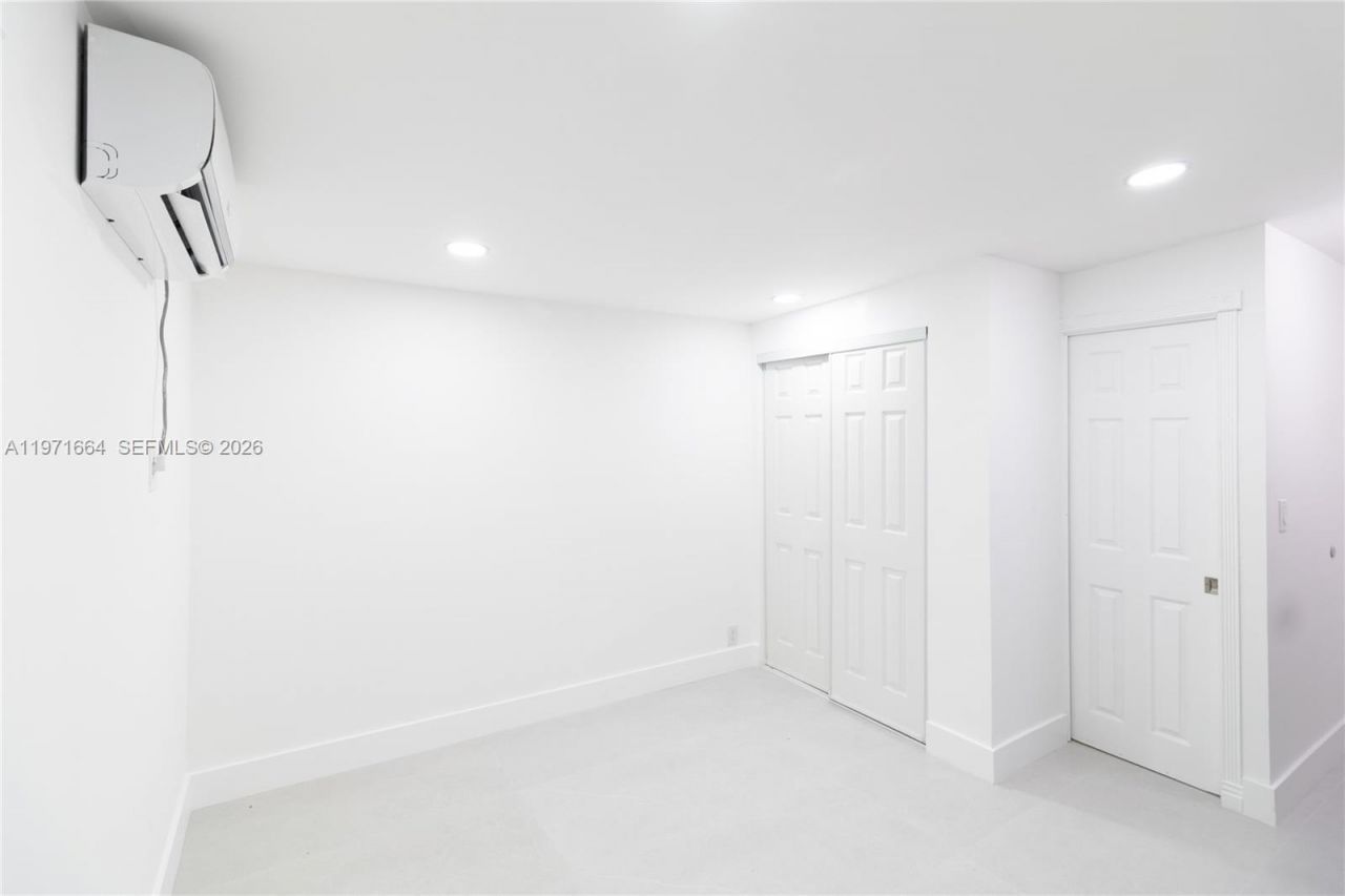 5803 Buchanan St , Hollywood, FL 33021 Photo