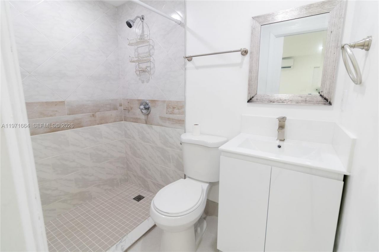 5803 Buchanan St , Hollywood, FL 33021 Photo