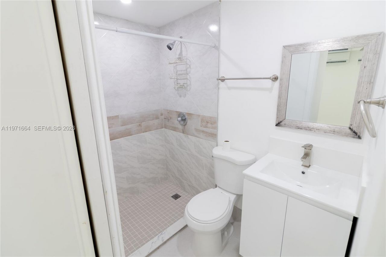 5803 Buchanan St , Hollywood, FL 33021 Photo