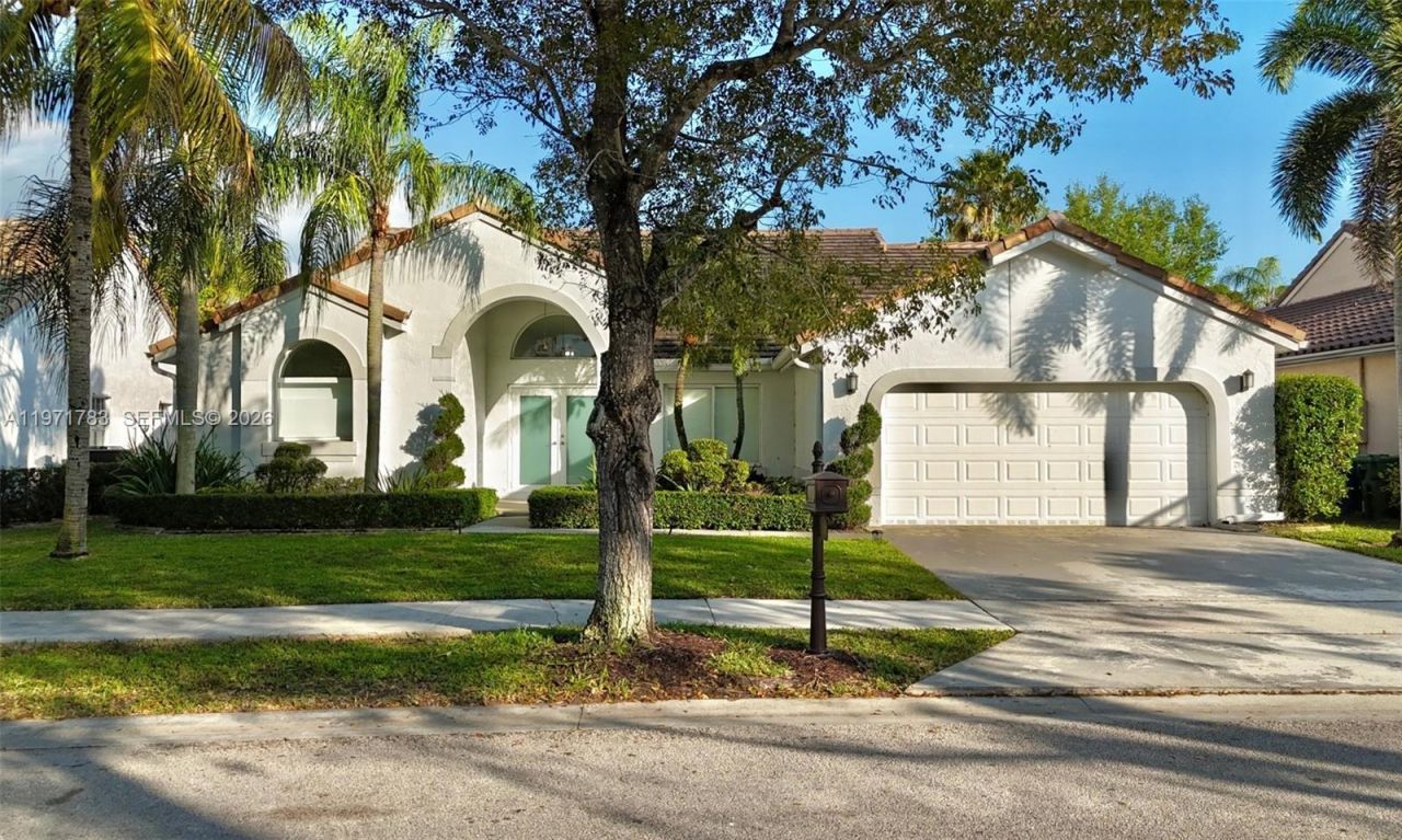 710 Lake Blvd, Weston, FL 33326 Photo