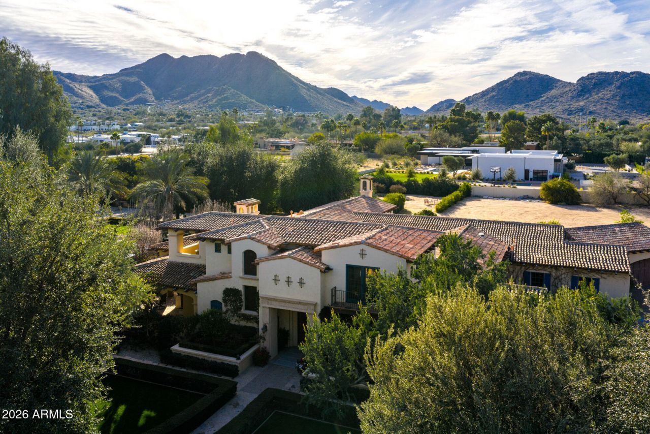 8920 N Martingale Road, Paradise Valley, AZ 85253 Main Photo