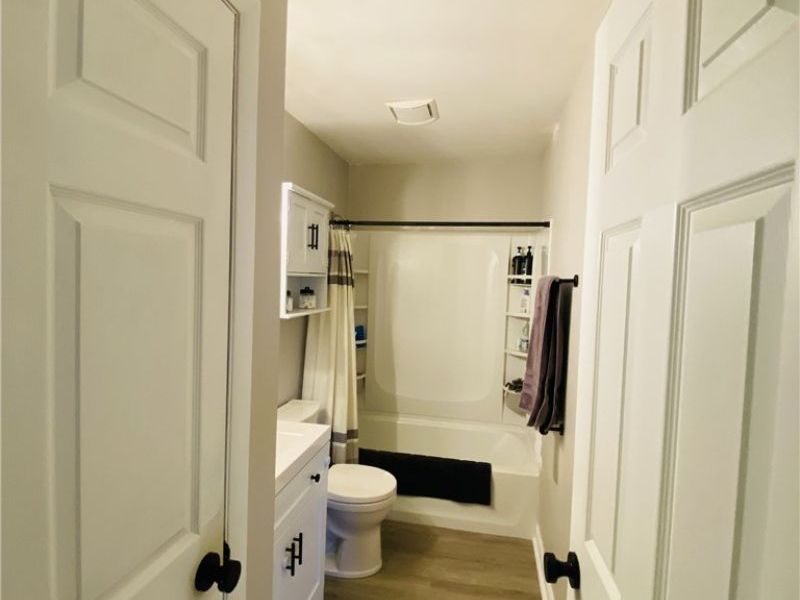 1737 Halbert Drive, Youngstown, OH 44514 Photo 16