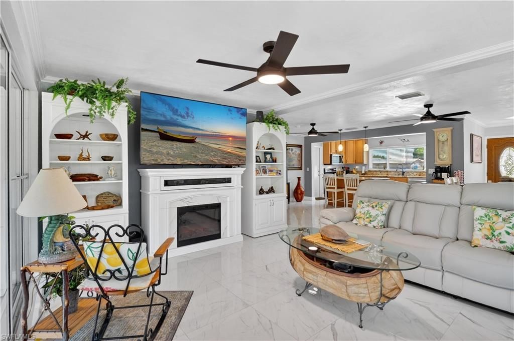1324 Thompson St, North Fort Myers, FL 33903 Photo