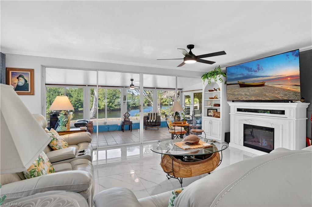 1324 Thompson St, North Fort Myers, FL 33903 Photo