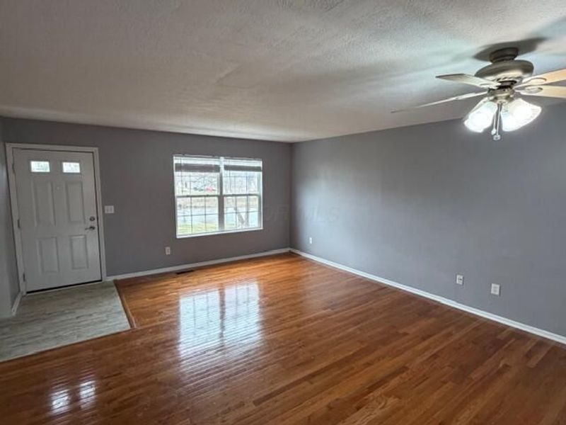 8318 Linton Boulevard, Columbus, OH 43235 Photo 2