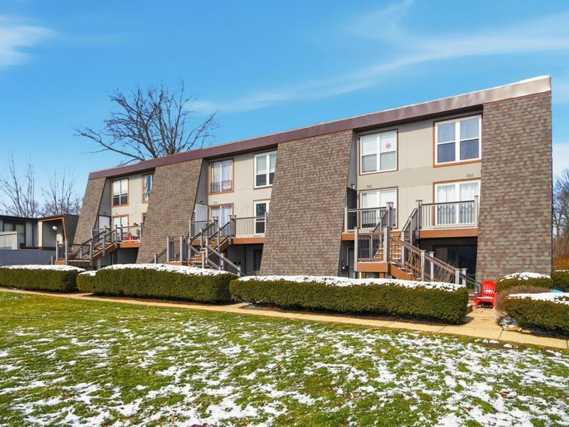 736 Worthington Forest Place, Columbus, OH 43229 Photo 1