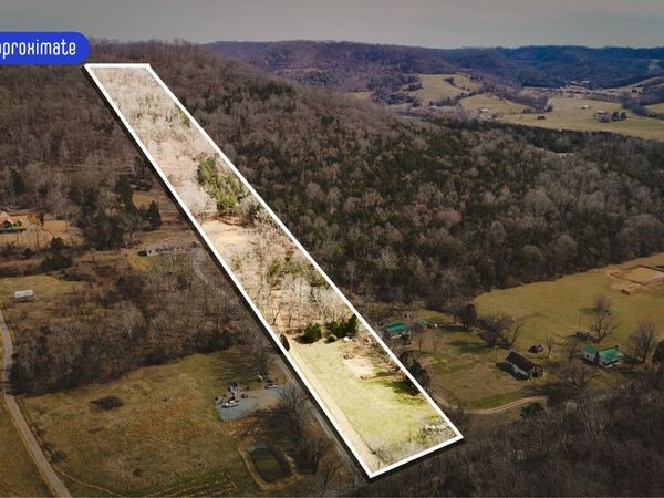 4020 Carter Branch Rd , Hartsville, TN 37074
