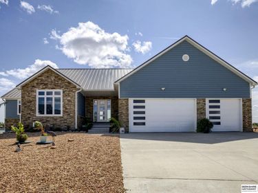 734 Cobblestone Pointe, Ashland, NE 68003