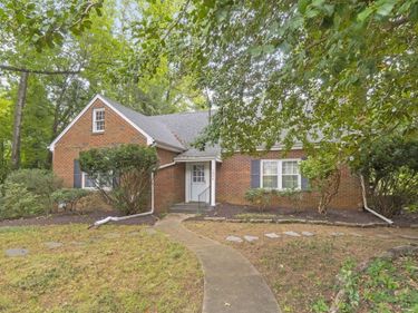 1606 GROVE RD, Charlottesville, VA 22901