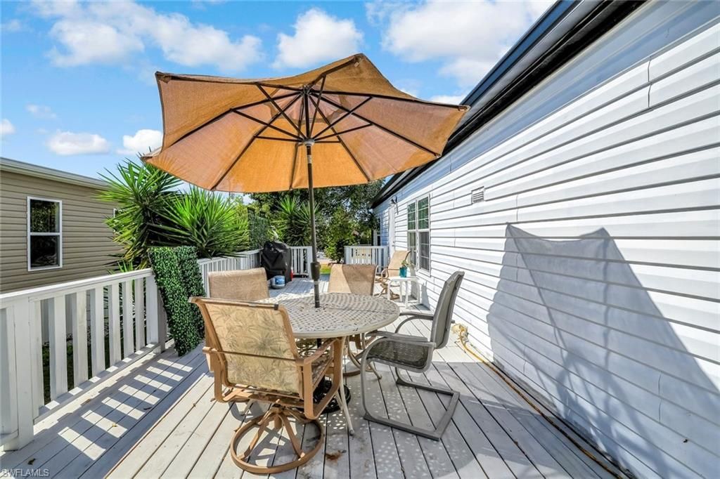 610 Sunset Dr, Goodland, FL 34140 Photo