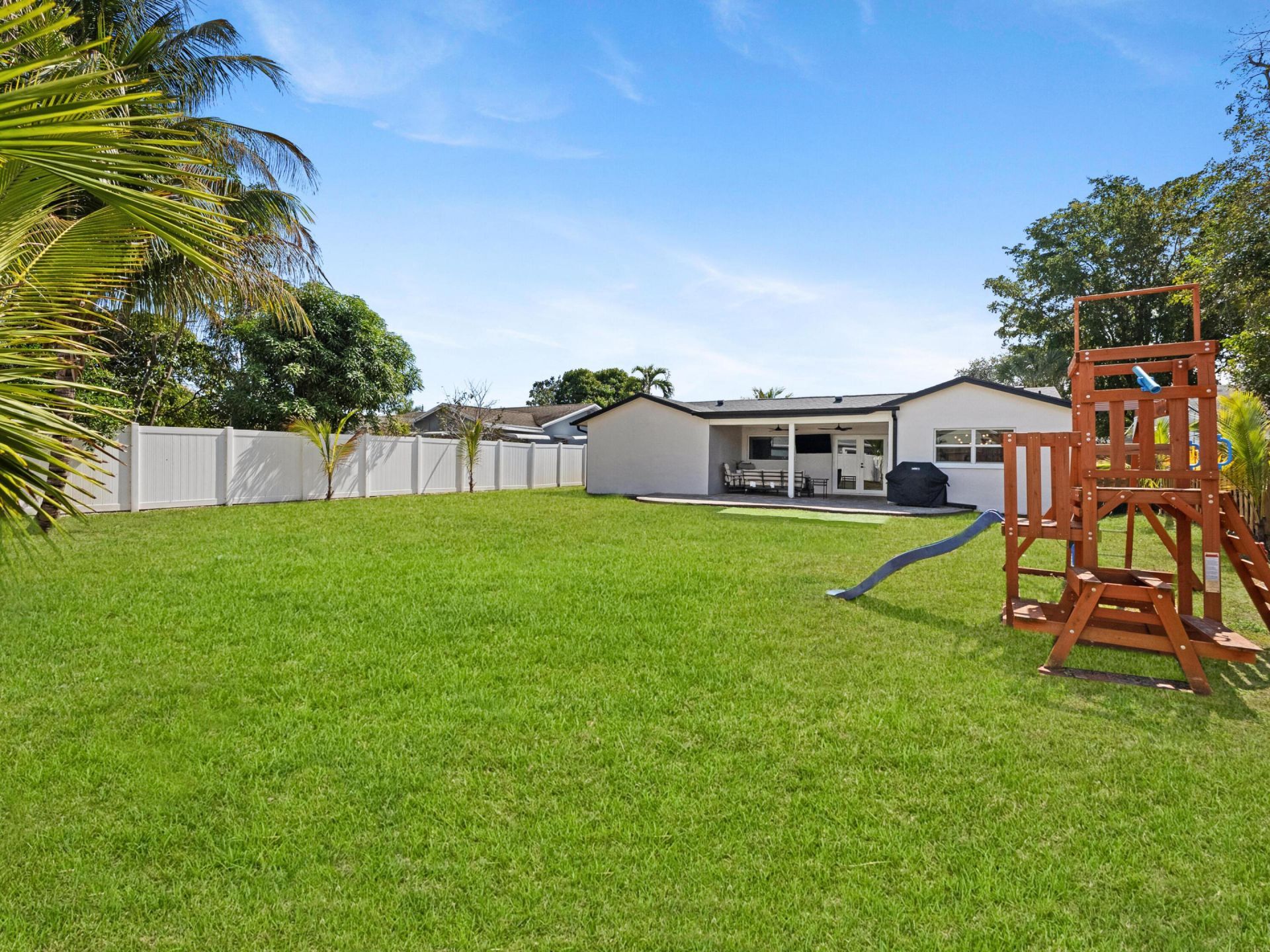 9329 SW 2nd Street, Boca Raton, FL 33428 Photo