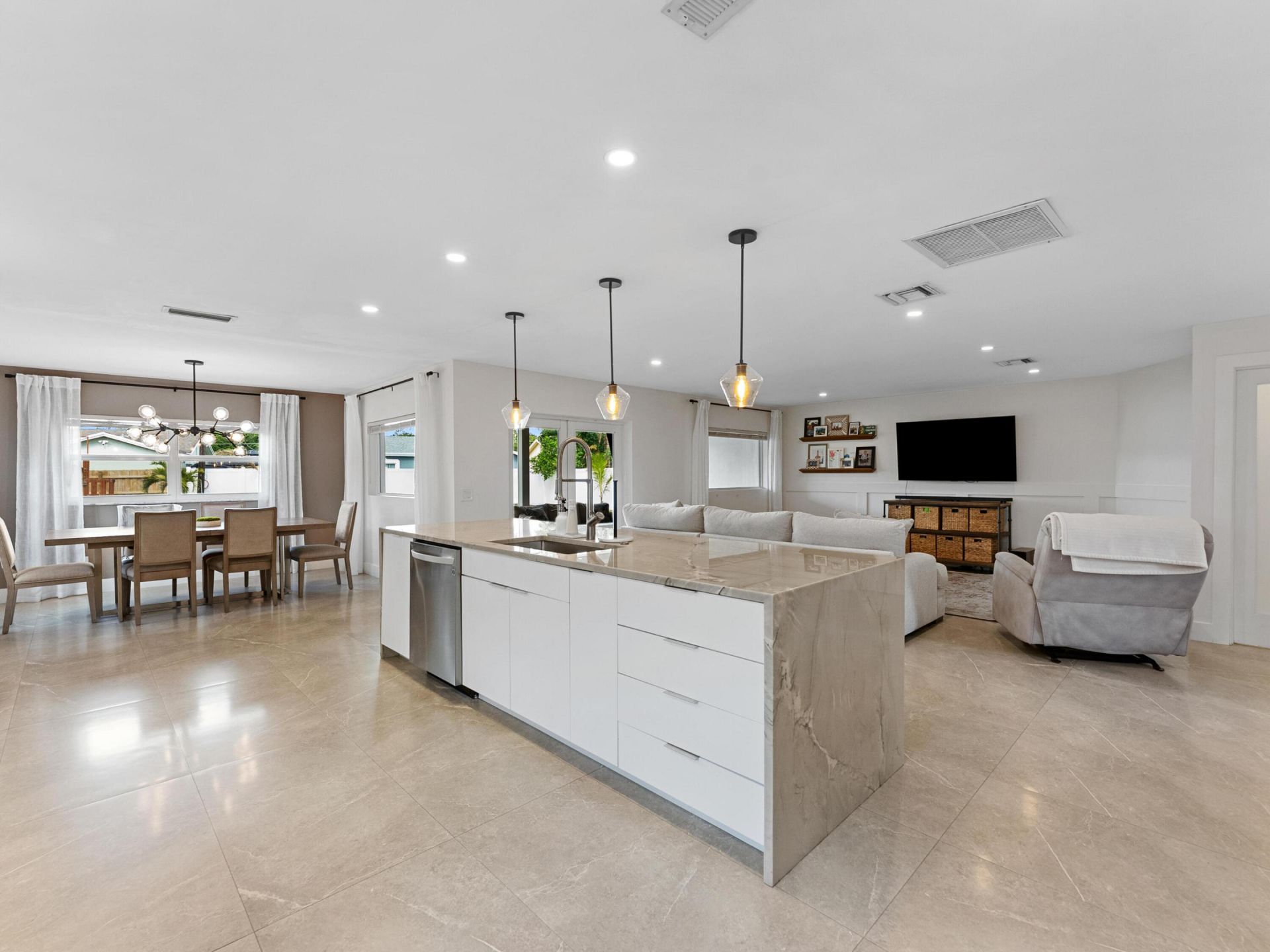 9329 SW 2nd Street, Boca Raton, FL 33428 Photo