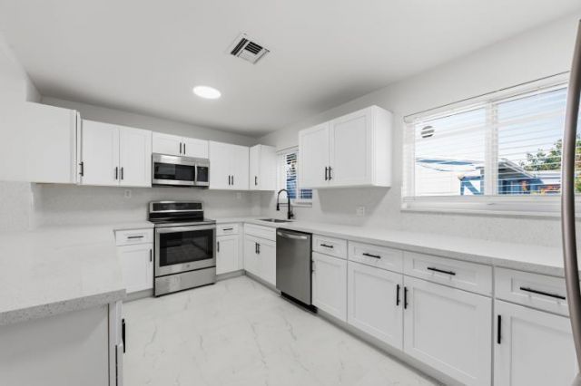 1115 S Seacrest Boulevard, Boynton Beach, FL 33435 Photo