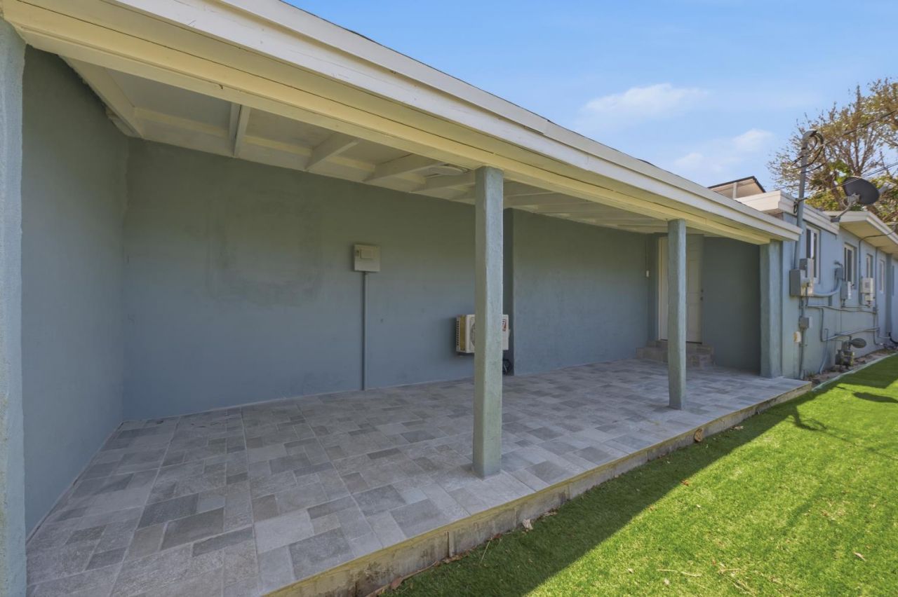 1115 S Seacrest Boulevard, Boynton Beach, FL 33435 Photo