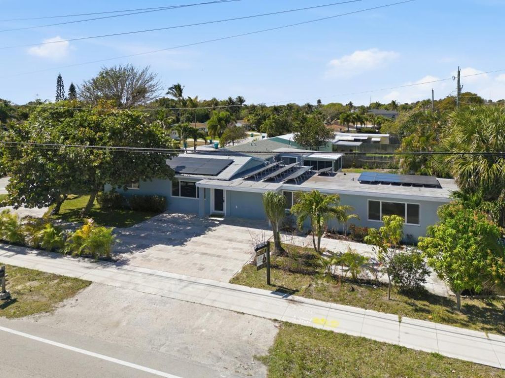 1115 S Seacrest Boulevard, Boynton Beach, FL 33435 Photo