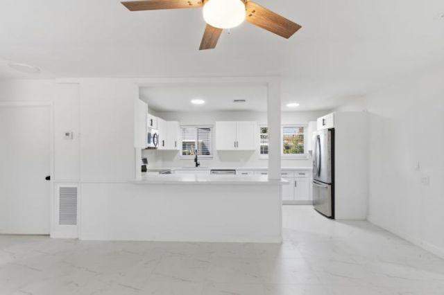 1115 S Seacrest Boulevard, Boynton Beach, FL 33435 Photo