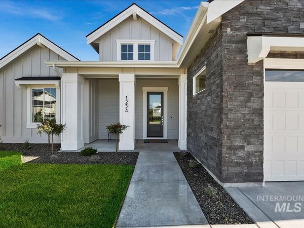 6372 W Carnock Dr, Eagle, ID 83616