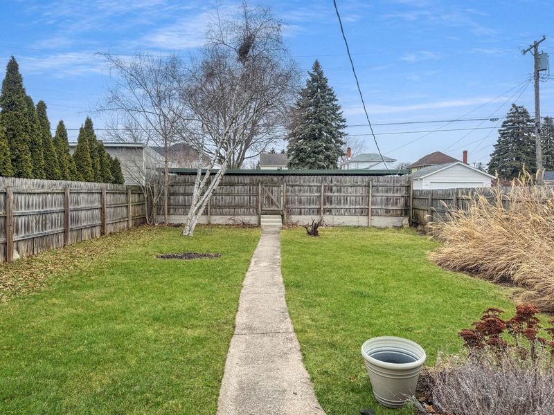 214 Scioto Street, Urbana, OH 43078 Photo 10