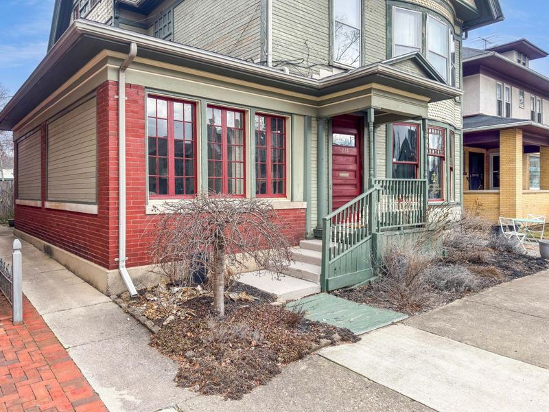 214 Scioto Street, Urbana, OH 43078 Photo 3