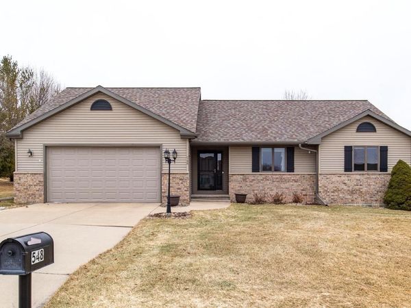 548 NICOLE LANE, Wrightstown, WI 54180