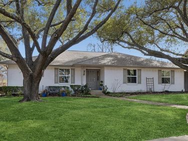 6520 Mercedes Avenue, Dallas, TX 75214