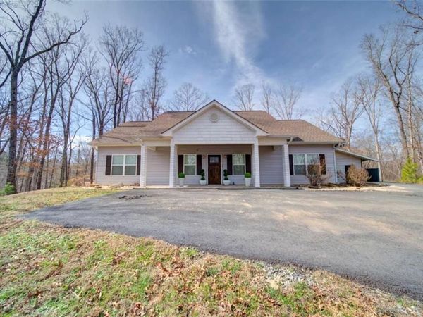 39 Karaghan Trail, Dawsonville, GA 30534