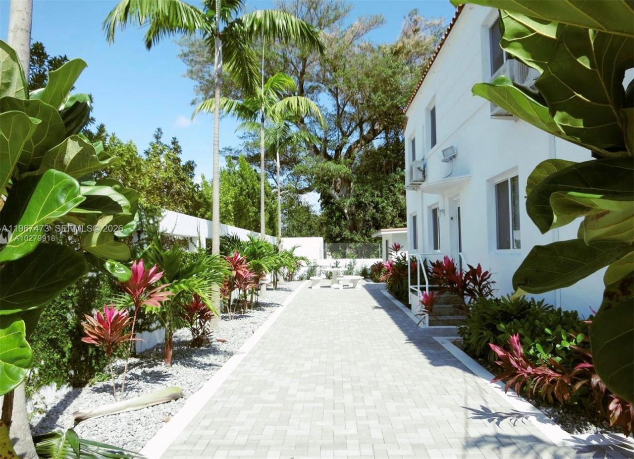 623 NE 61st St, Unit 3, Miami, FL 33137 Photo