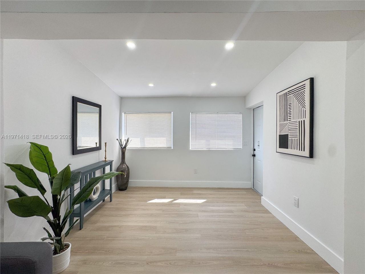 2255 NW 60th St, Miami, FL 33142 Photo