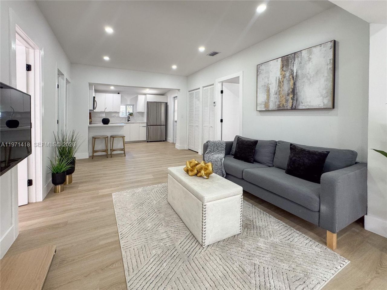 2255 NW 60th St, Miami, FL 33142 Photo