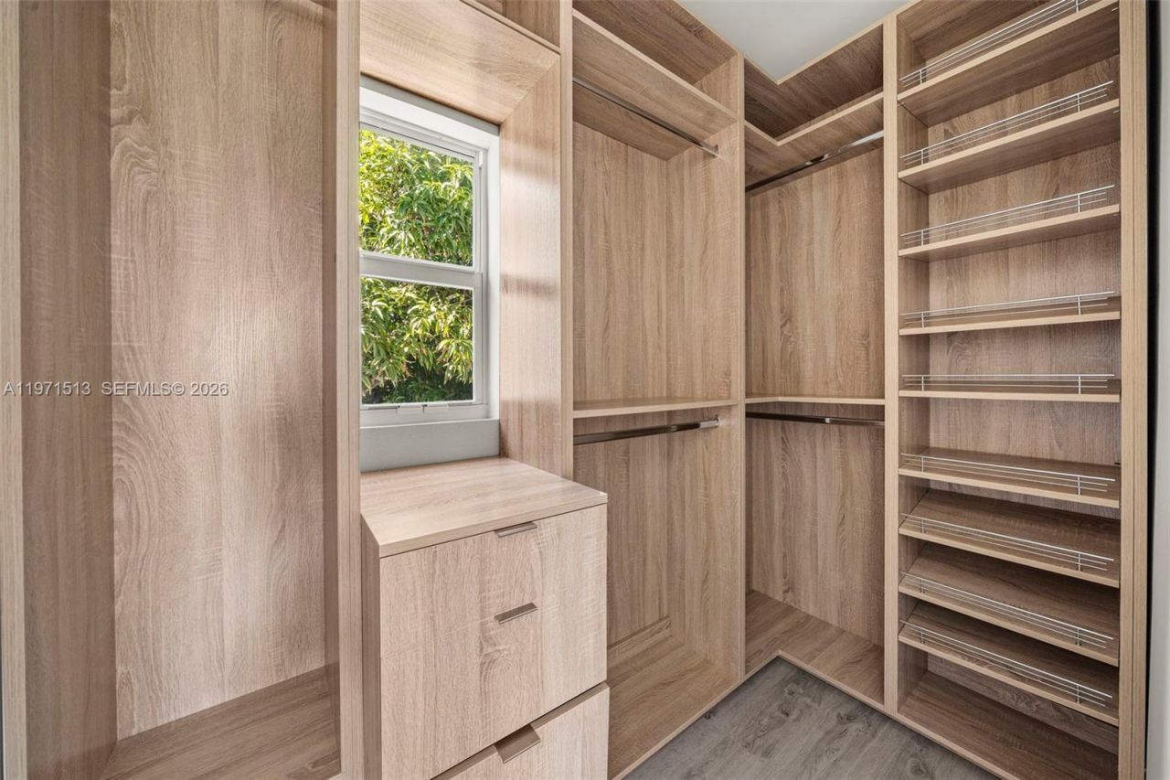 3166 Royal Palm Ave , Miami Beach, FL 33140 Photo