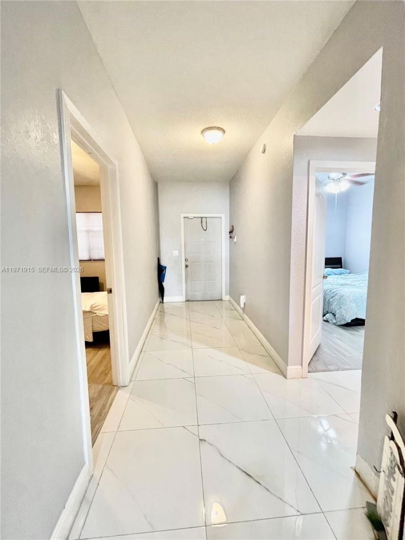 10710 NW 66th St, Unit 212, Doral, FL 33178 Photo