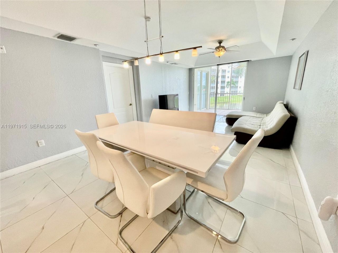 10710 NW 66th St, Unit 212, Doral, FL 33178 Photo