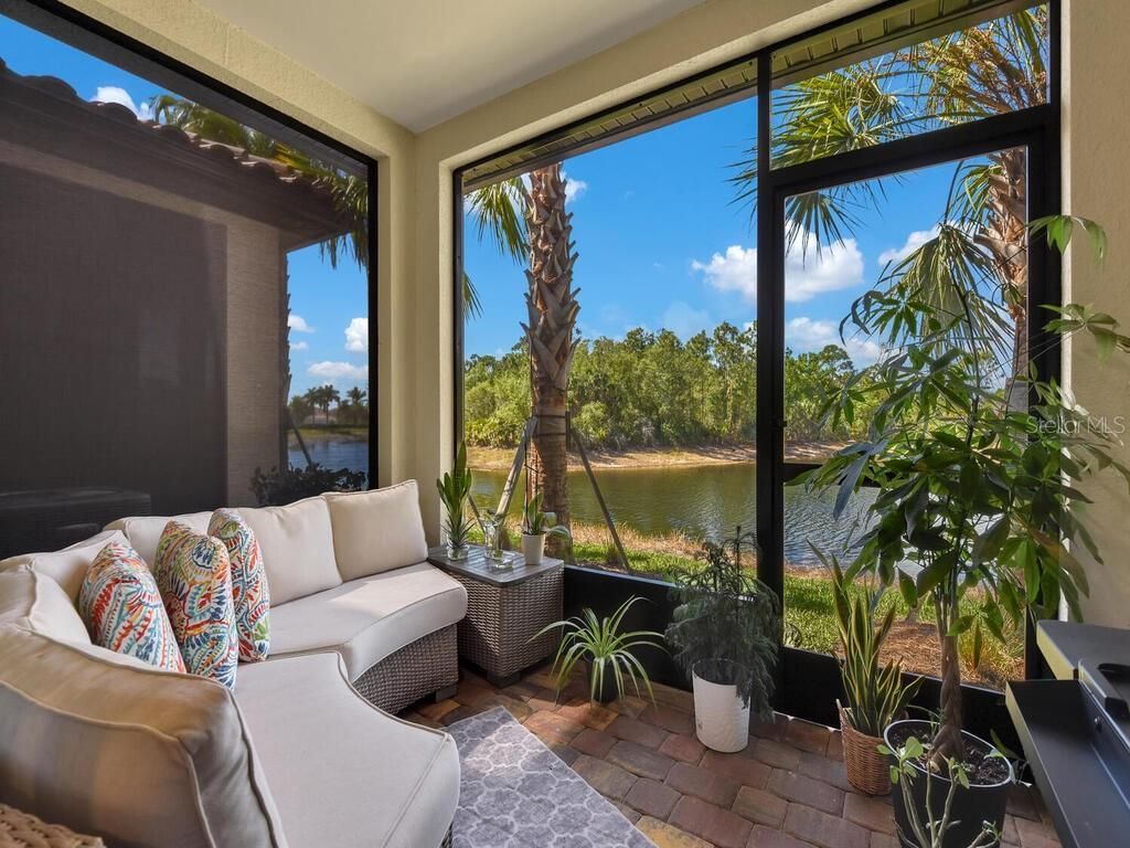 1477 Weeping Willow Court , Cape Coral, FL 33909 Photo