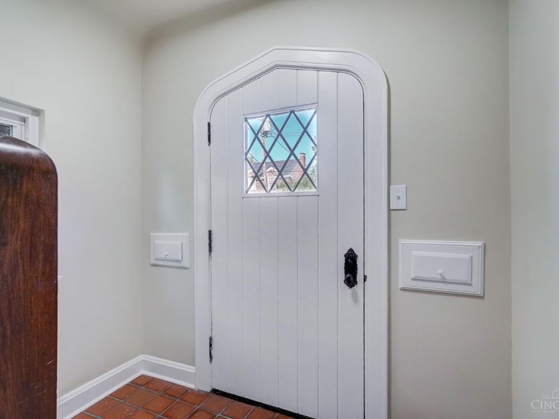 1346 Herlin Place, Cincinnati, OH 45208 Photo 3