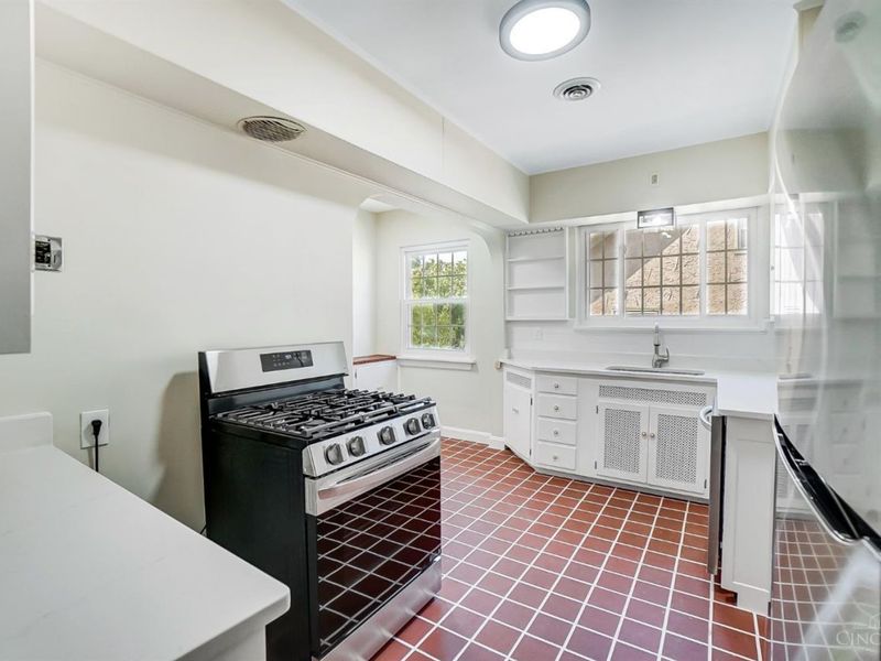 1346 Herlin Place, Cincinnati, OH 45208 Photo 38