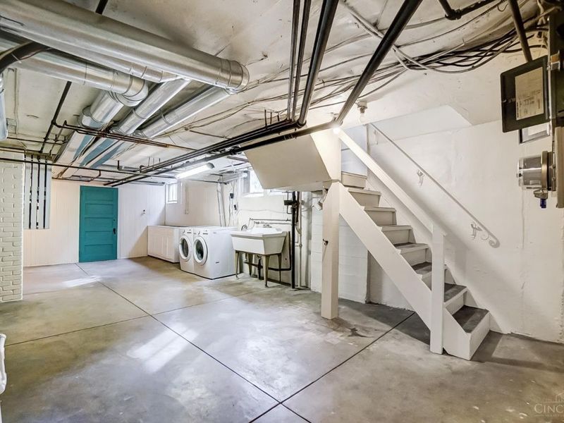 1346 Herlin Place, Cincinnati, OH 45208 Photo 52