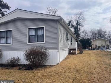 6033 FALMONT DRIVE, MORRISVILLE, PA 19067