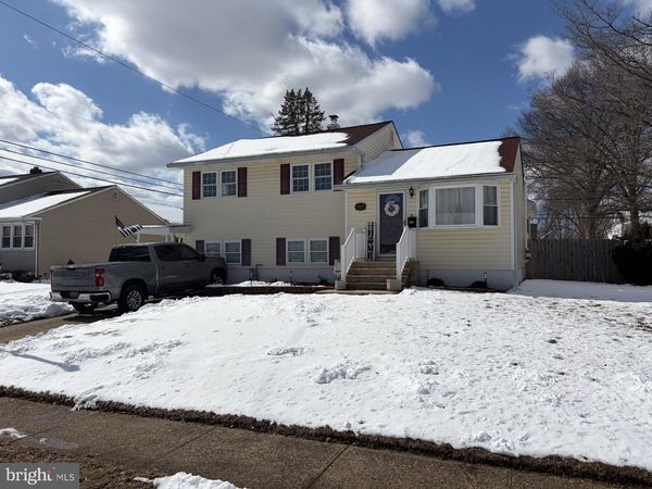 1024 GALLERY ROAD, WILMINGTON, DE 19805