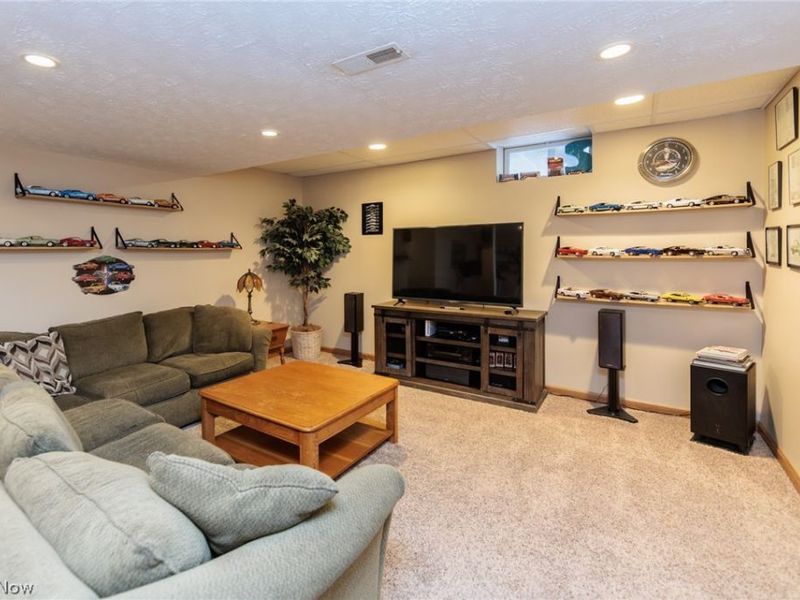 76 Forest Mill Lane, Green, OH 44319 Photo 37