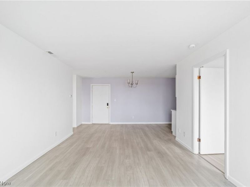 25735 Lorain Road, North Olmsted, OH 44070 Photo 11