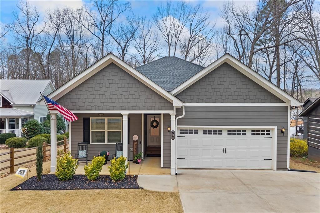 738 Normandy Trail, Lavonia, GA 30553 Main Photo